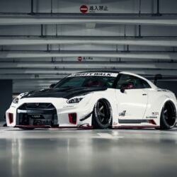 Liberty Walk LB-Silhouette WORKS GT 35GT-RR Widebody Kit for R35 Nissan GT-R
