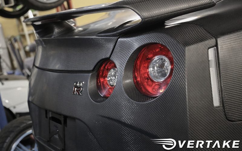overtake-dry-carbon-trunk-lid-overtaker355-1.347